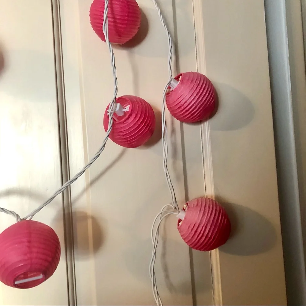 Pink Paper Lantern Lights